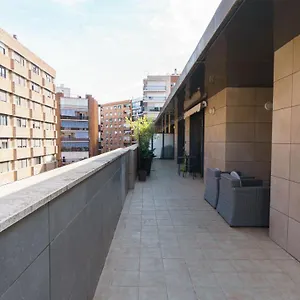 Rentalsevilla Coqueto Apartamento Con Terraza Privada Apartamento